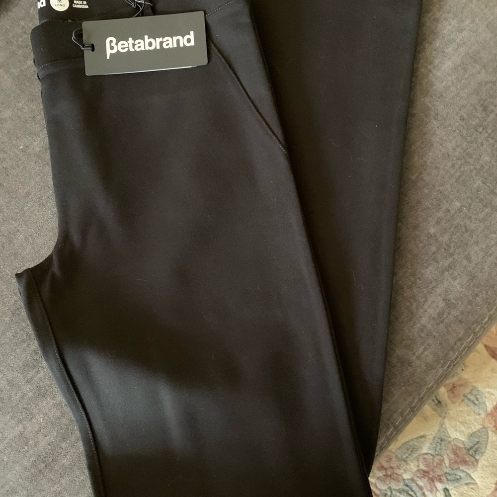 Women’s stretch pants